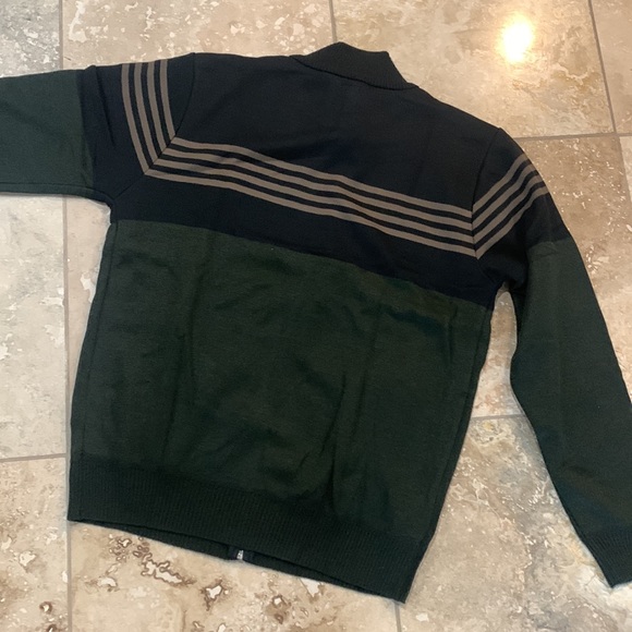 Vigo Sweater - Picture 4 of 5